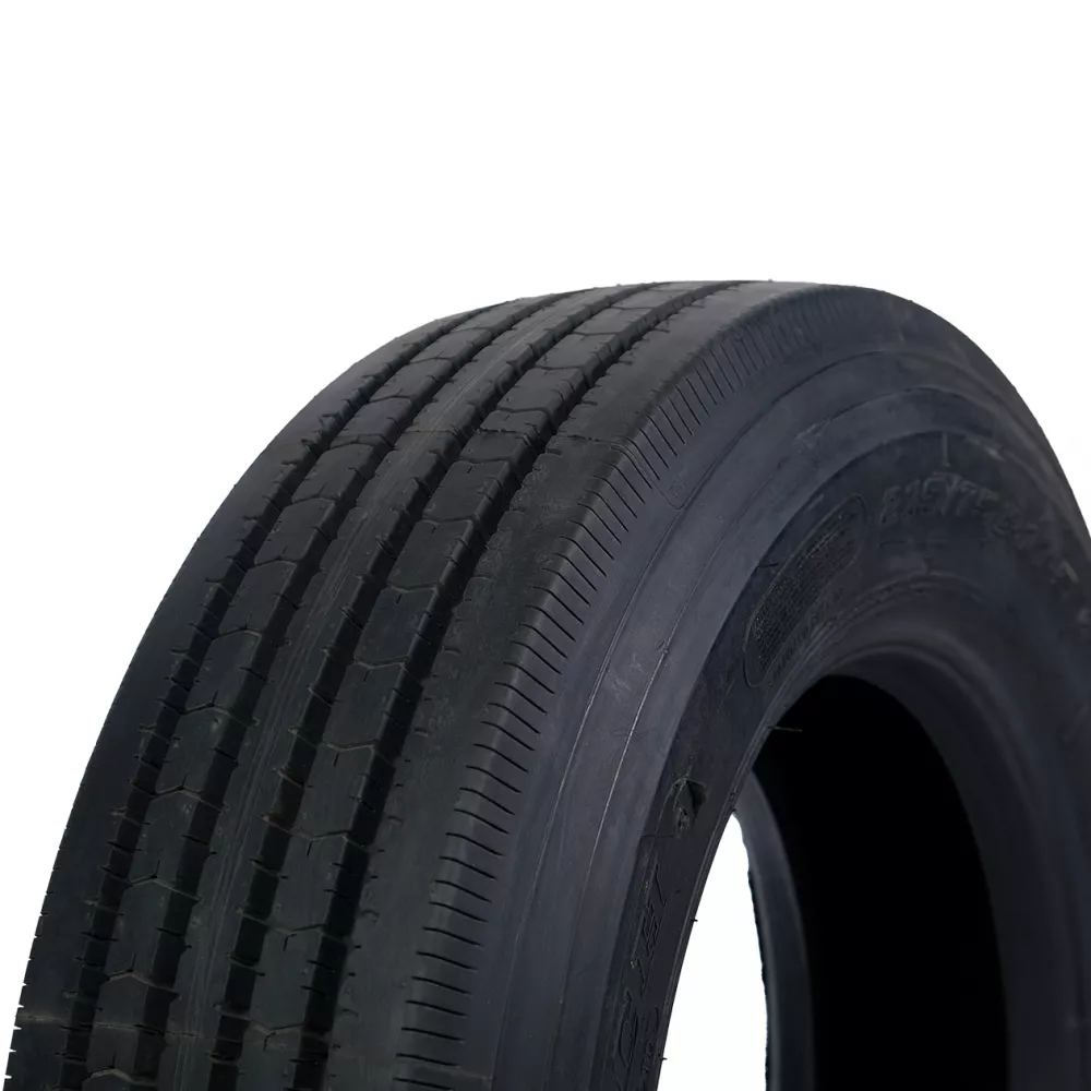 Грузовая шина 215/75 R17,5 Long March LM-216 16PR в Очере